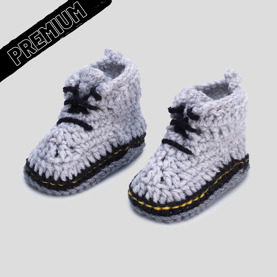 Baby Crochet ITZZY BITZZY Boots Grey Soft felt non slip bottom Shoe Box
