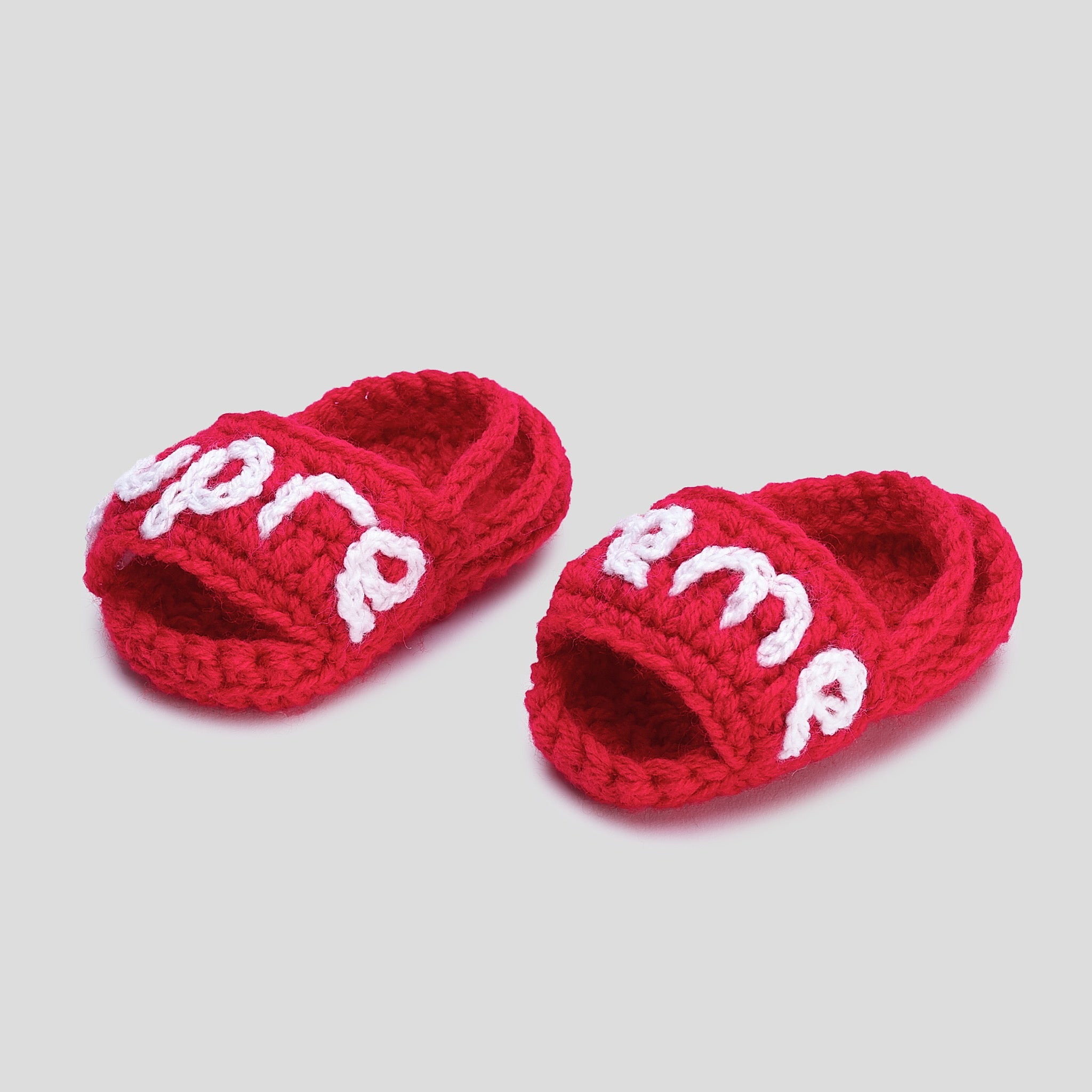 Red top supreme slippers